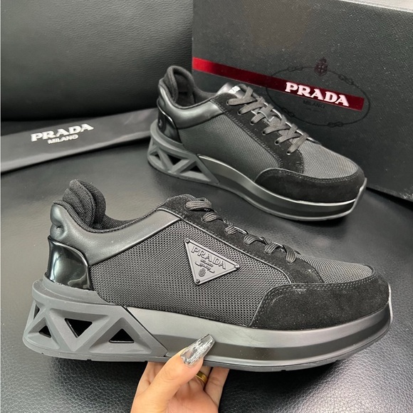 Prada Men's Gray and Black Sneakers - Picture 4 of 6